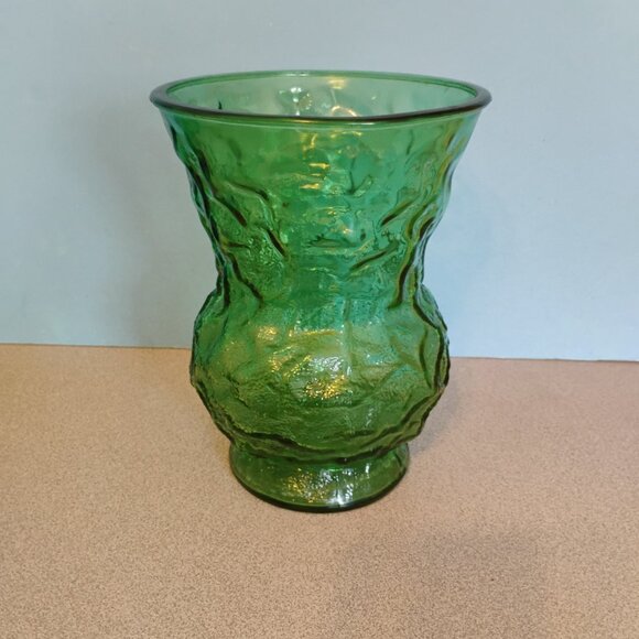 EO Brody Vintage Crinkle Pattern Flared Forest Green Vase - Picture 3 of 3
